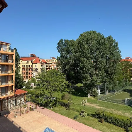 Bw - Happy 67 * Sunny Beach