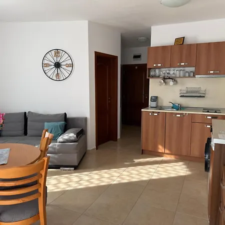 Apartament Bw - Happy 67