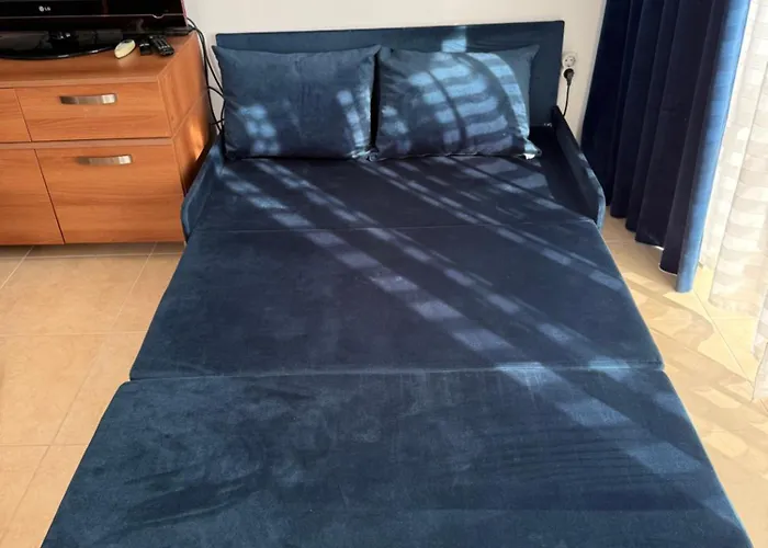 Bw - Happy 67 Apartment