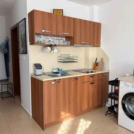 Bw - Happy 67 Sunny Beach